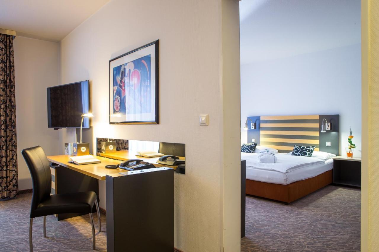Lindner Hotel Frankfurt Hochst, Part Of Jdv By Hyatt Φραγκφούρτη Εξωτερικό φωτογραφία
