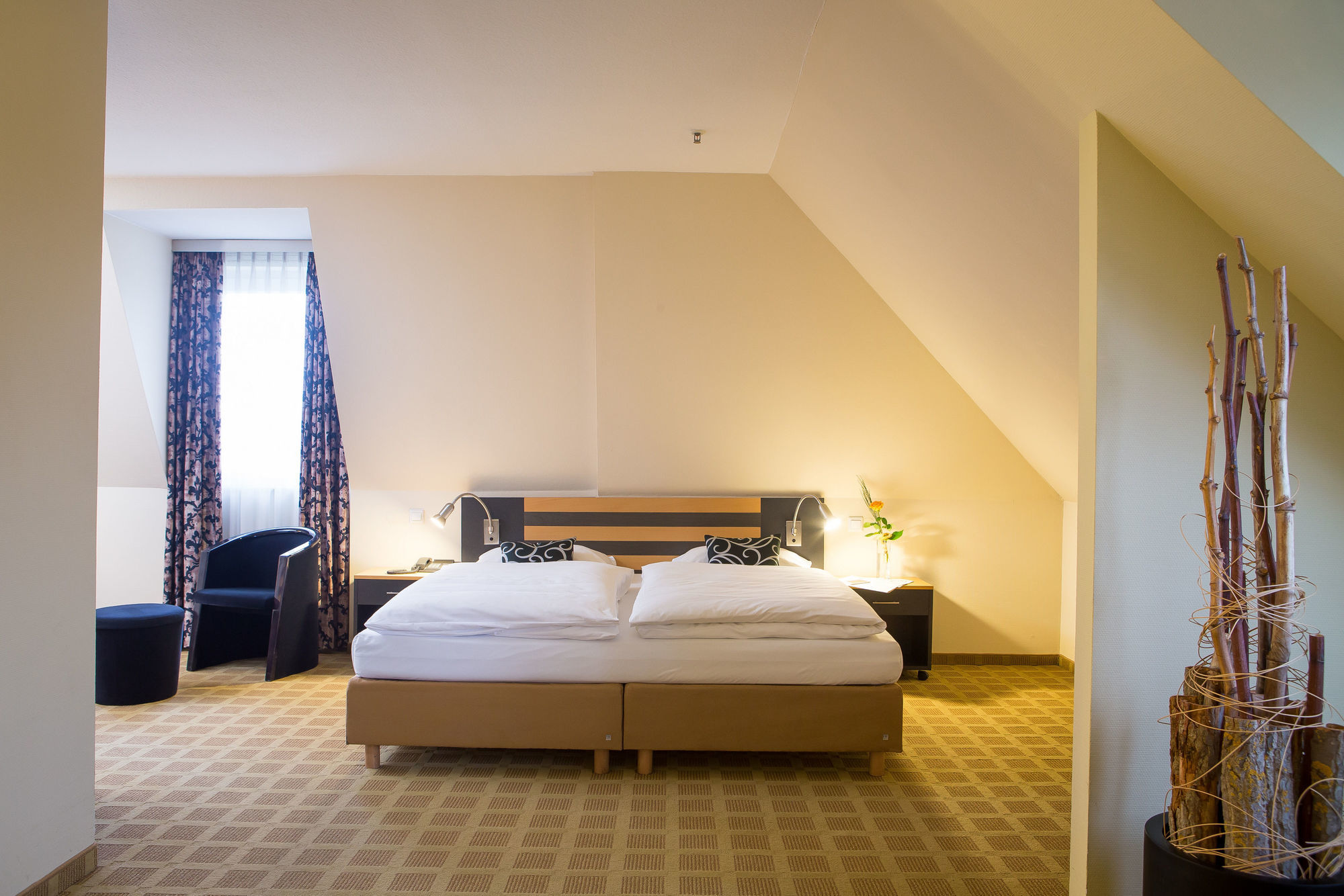 Lindner Hotel Frankfurt Hochst, Part Of Jdv By Hyatt Φραγκφούρτη Δωμάτιο φωτογραφία